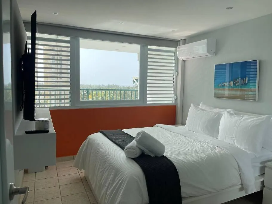 Oceanview Poolside Getaway #903 Apartment Luquillo